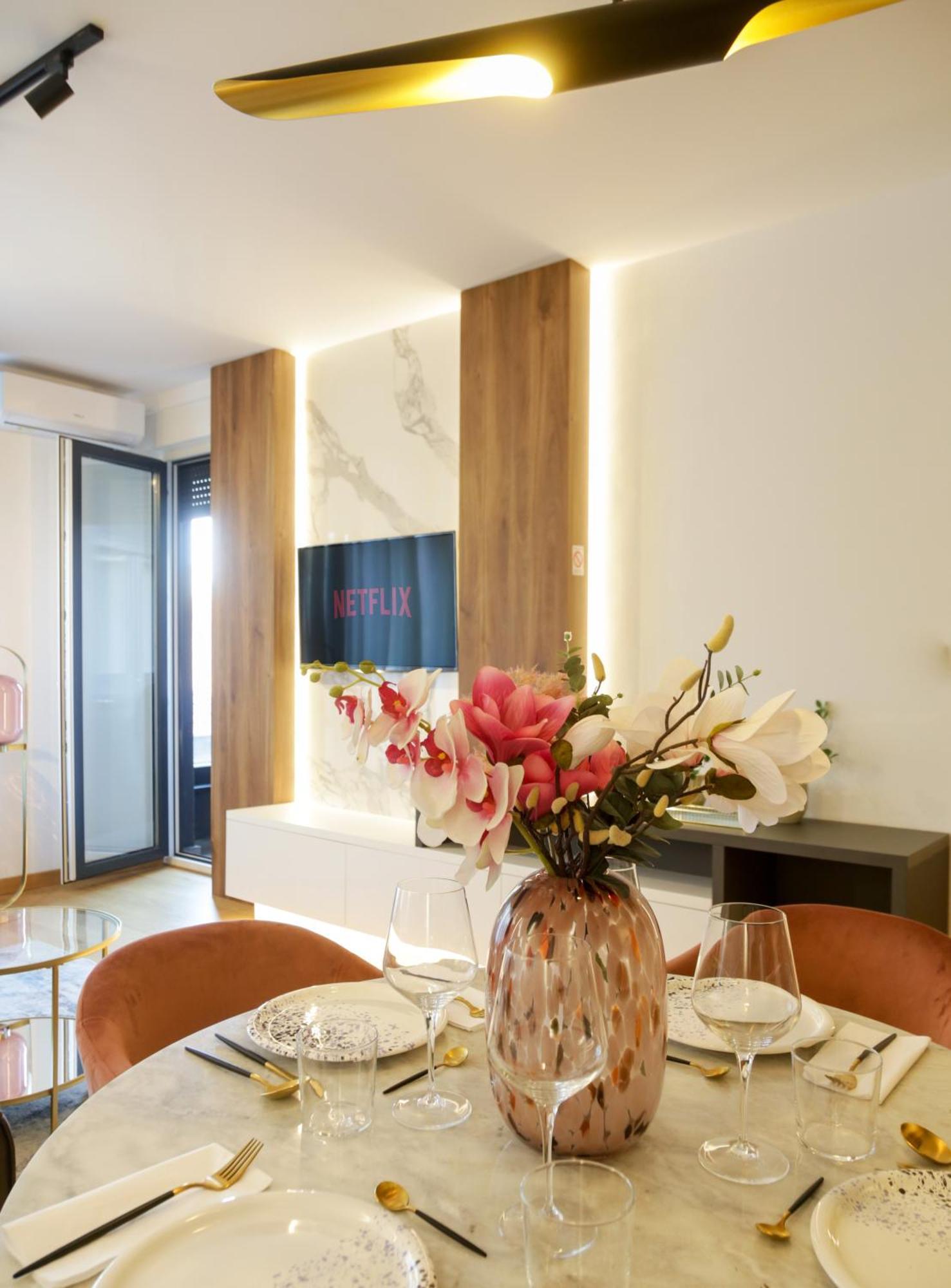 Supernova Royal Residence Novi Sad Exterior photo